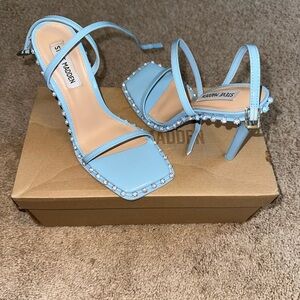 Steve Madden Blue “Zelle” Heels